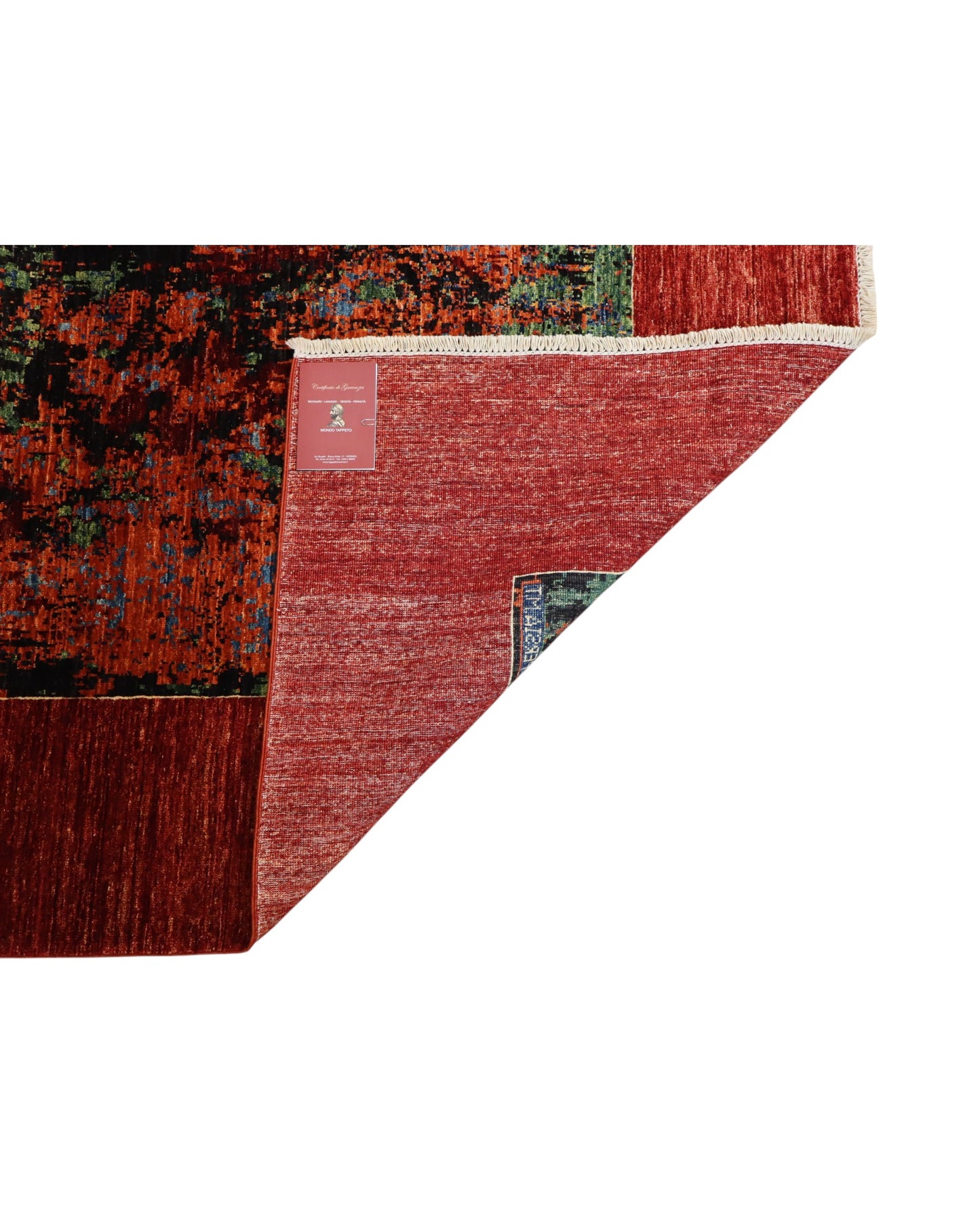 Tappeto moderno persiano “Estratto dei Colori” 237x182 cm, annodato a mano, lana e colori naturali, sfumature blu, verde, ocra e bordura rosso mattone.