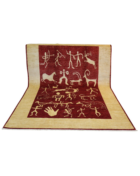 Tappeto moderno “Eco di Civiltà Antiche” di Darios (300x196 cm), annodato a mano. Campo bordeaux con simboli stilizzati color crema, bordura beige, lana tinta vegetale. Certificato incluso.