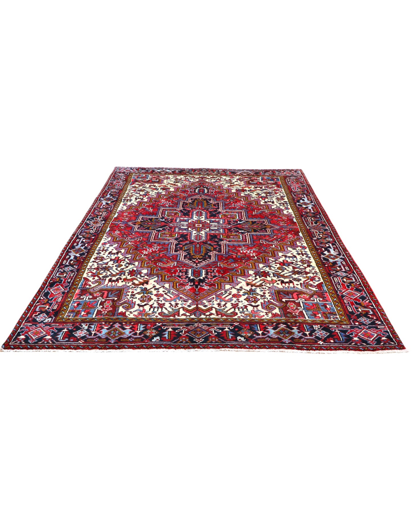 Heriz carpet 323x239cm
