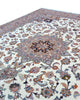 Tappeto Tabriz 60 Raj 206x151 cm, annodato a mano in Persia, fondo beige con disegno floreale dettagliato, lana mista seta tinta vegetale, certificato di autenticità incluso.