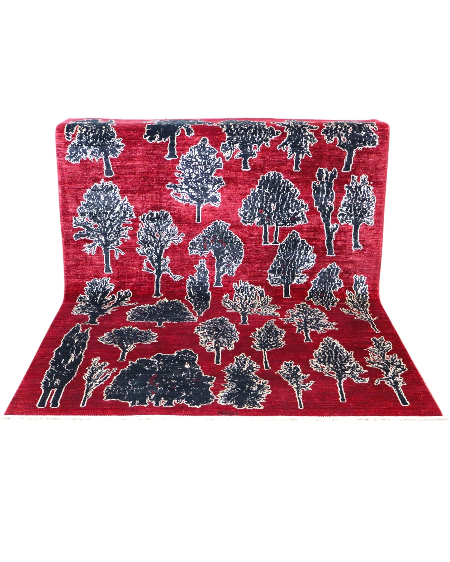 Tappeto moderno 238x178 cm Persia con alberi stilizzati neri e avorio su fondo rosso intenso. Annodato a mano in lana naturale.