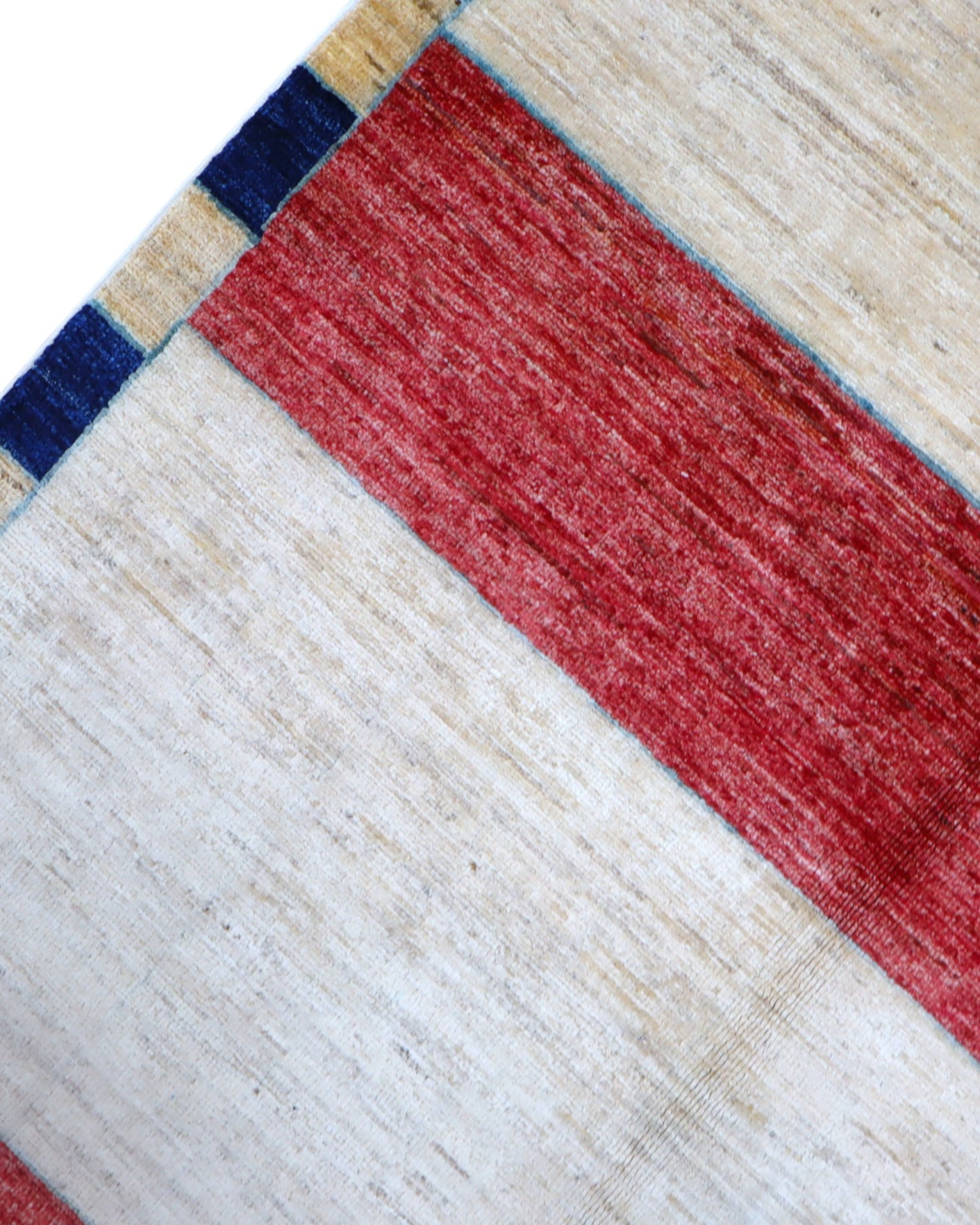 Tappeto moderno 262x181 cm Persia con fasce orizzontali rosso, avorio e beige, annodato a mano in lana e cotone.