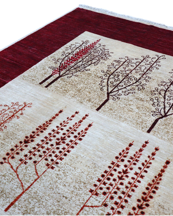 Tappeto moderno 226x186 cm Persia con fondo bordeaux e alberi stilizzati in rosso e marrone, annodato a mano in lana e cotone.