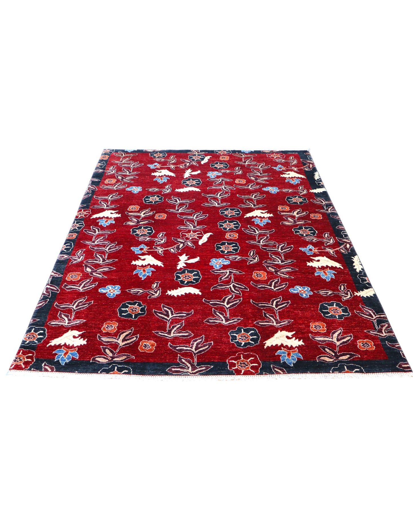 Tappeto moderno 247x180 cm con fondo bordeaux e motivi floreali stilizzati, annodato a mano in lana e cotone, provenienza Afghanistan.