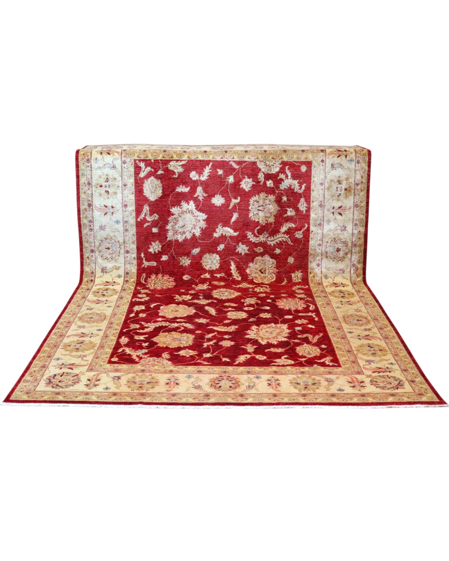 Tappeto Ziegler 302x211 cm con fondo bordeaux, motivi floreali avorio e dettagli oro, tramato ed annodato a mano, provenienza Afghanistan.
