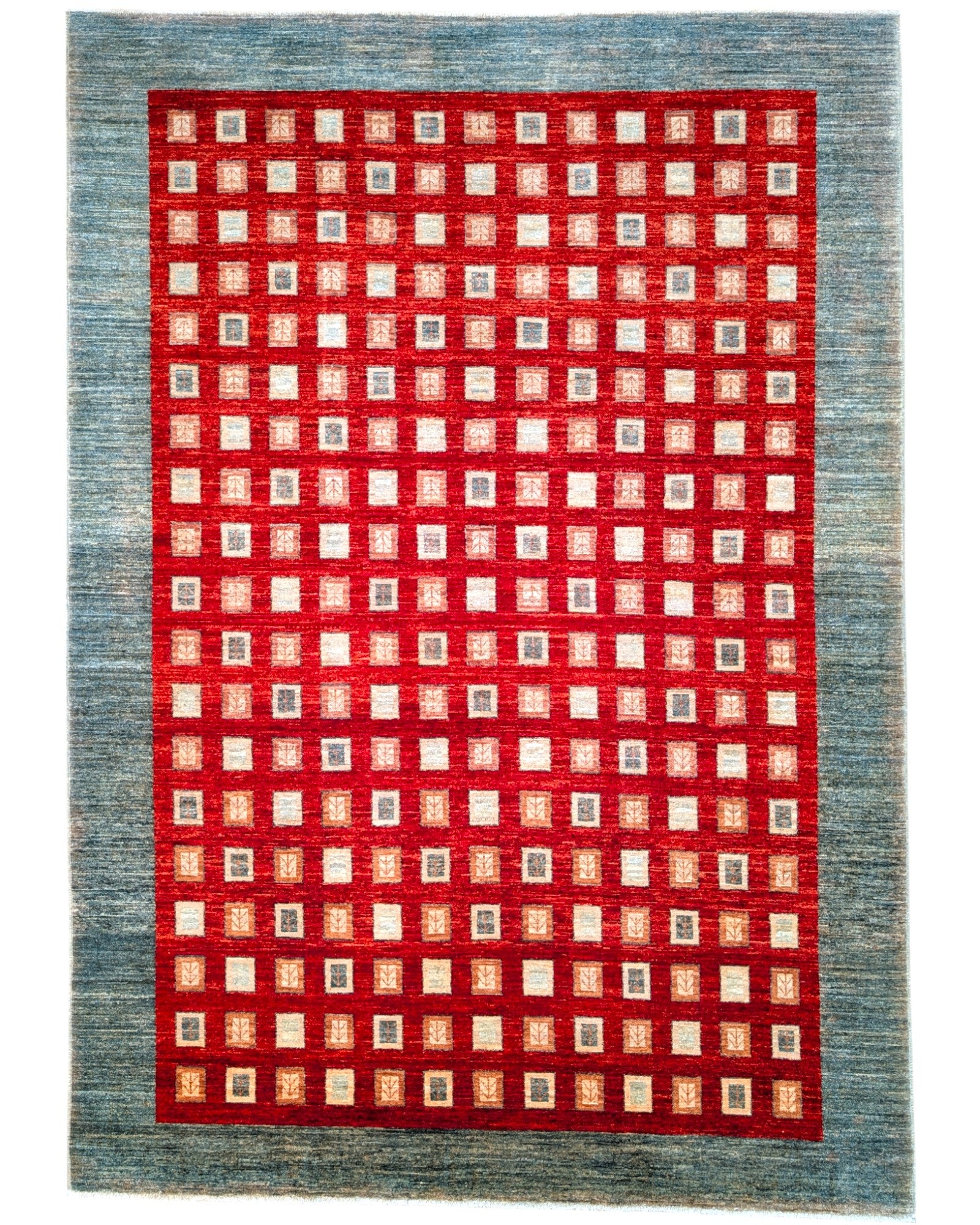 Tappeto moderno "Griglia di Sfumature" 295x208 cm con motivo a griglia in sfumature di rosso, beige e grigio, bordura verde petrolio.