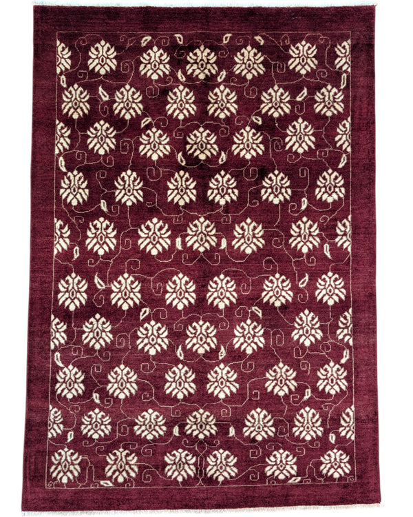 Tappeto moderno 212x147 cm, rami e foglie autunnali su fondo rosso, artigianato tradizionale, certificato di autenticità incluso.