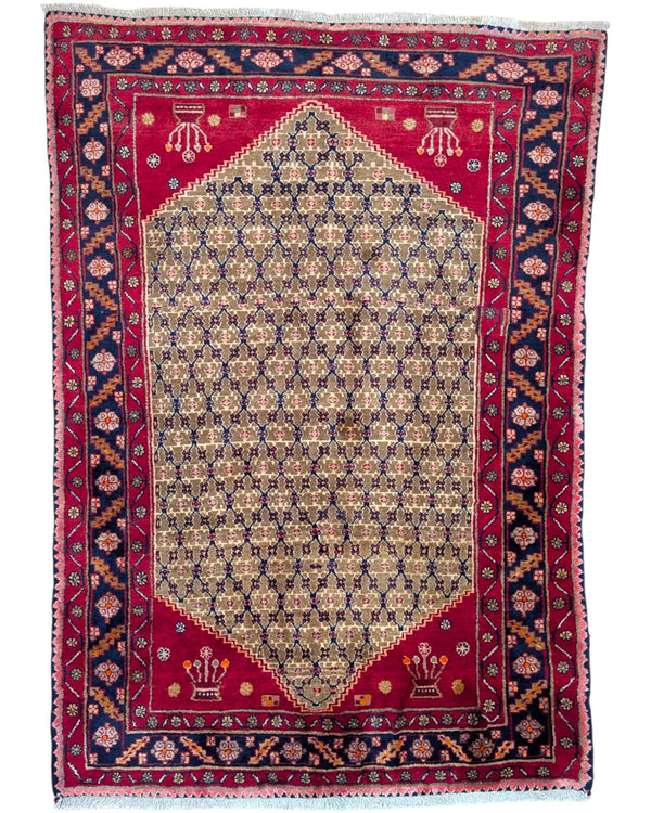 Tappeto Senneh annodato a mano, 215 x 145 cm, fondo beige, cornice rossa con disegno geometrico, artigianato persiano.