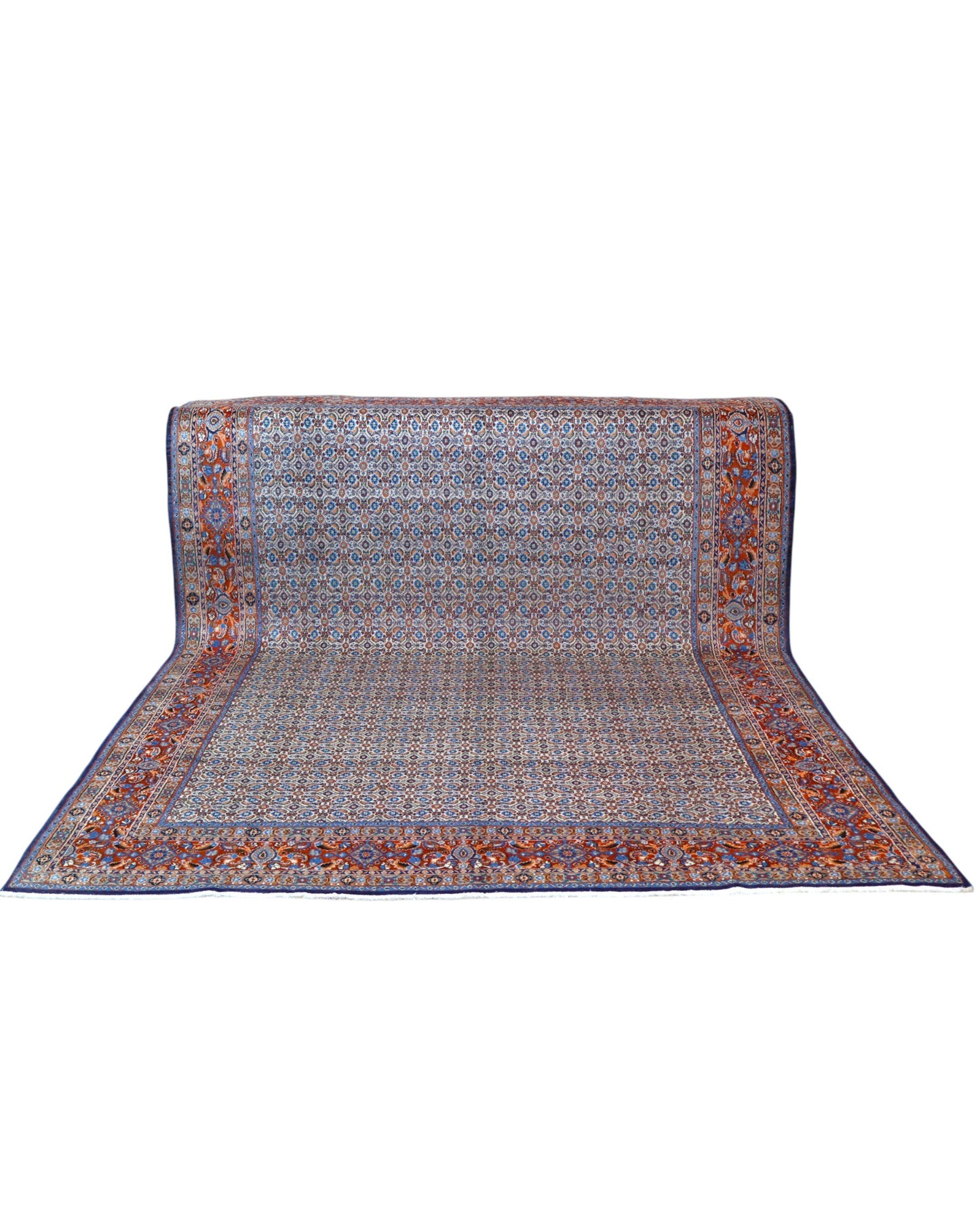 Tappeto Mud persiano 340x243 cm, annodato a mano in lana e cotone, con motivi minuti e dettagliati su fondo chiaro.