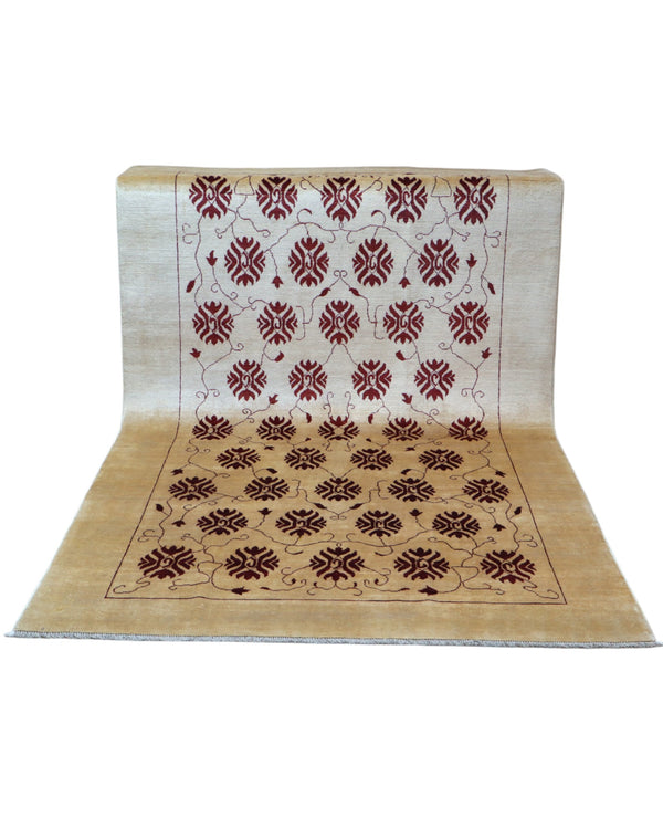 Tappeto Moderno persiano 273x167 cm con fondo avorio e motivi floreali rossi stilizzati, tramato ed annodato a mano.