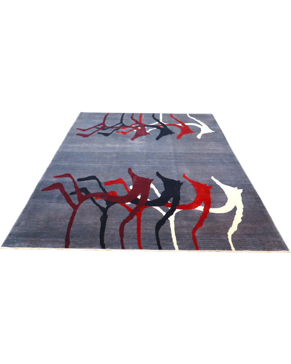 Tappeto Moderno persiano 293x200 cm con fondo grigio e motivi astratti in rosso, nero e avorio, tramato ed annodato a mano.