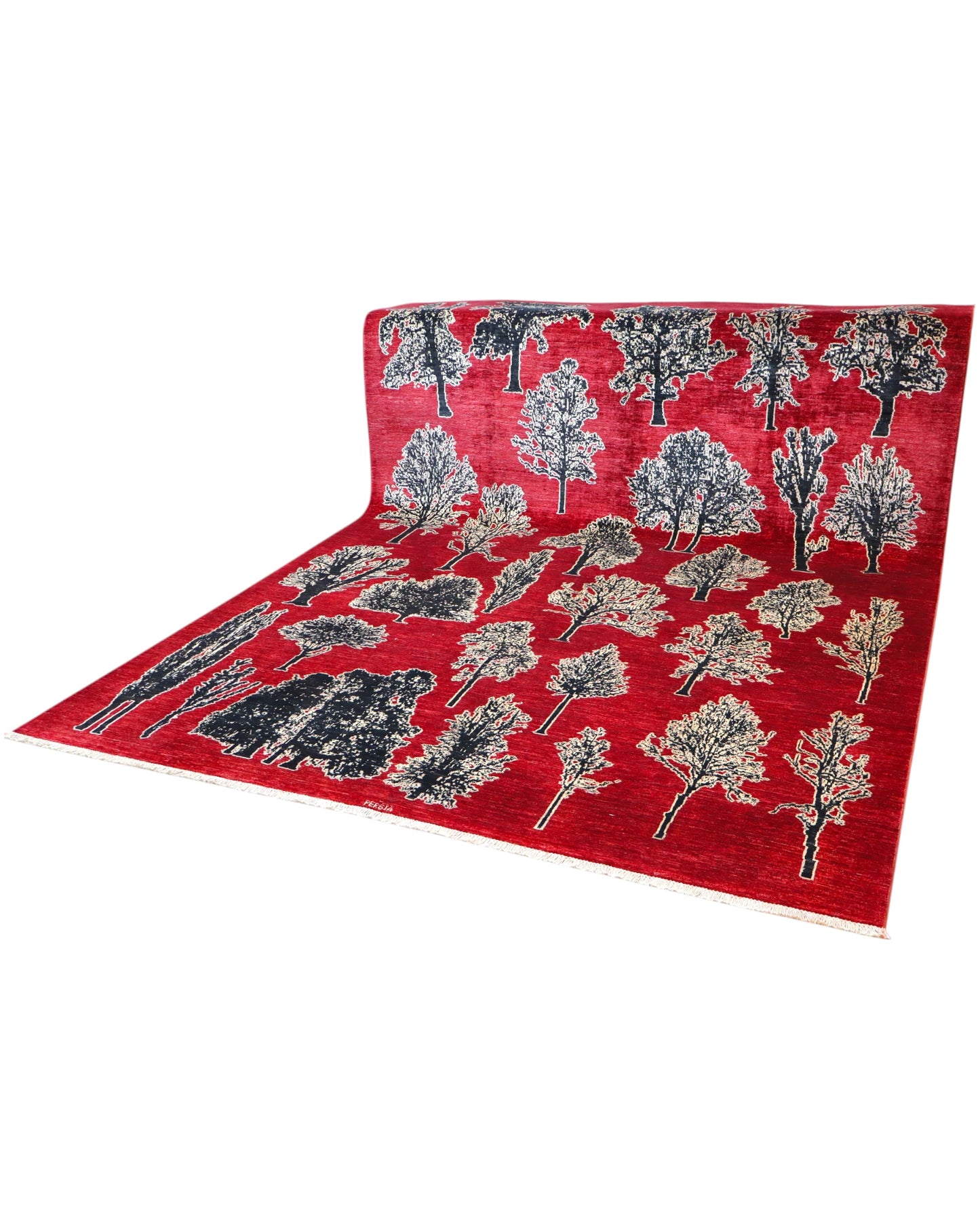 Tappeto moderno persiano 352x257 cm, annodato a mano, alberi stilizzati in varie forme su fondo rosso rubino, lana tinta vegetale, certificato incluso.