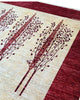 Tappeto Moderno 347x243 cm annodato a mano in lana e cotone con colori vegetali, design elegante beige e bordeaux.