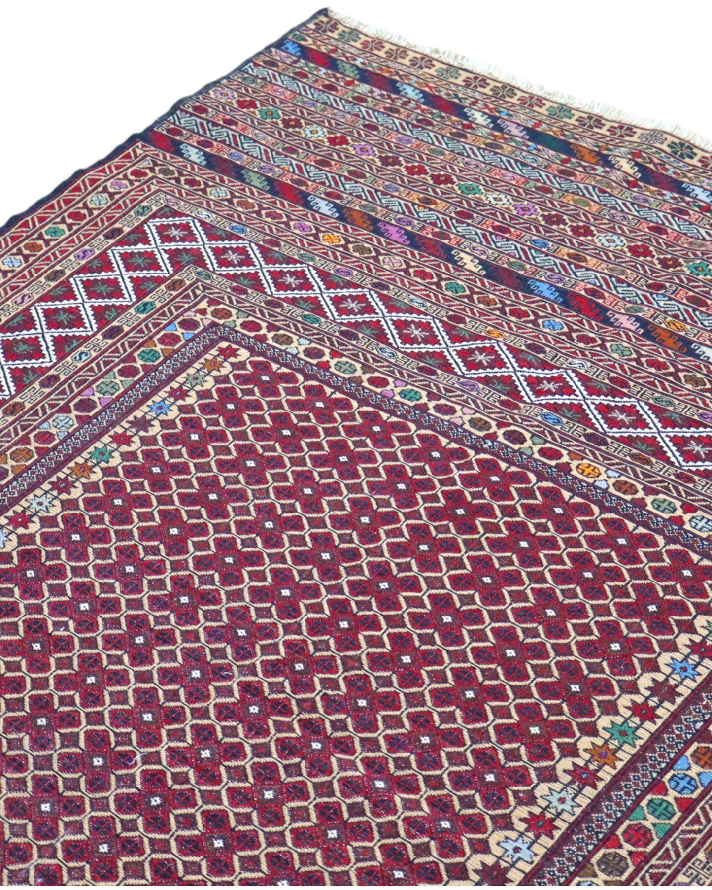 Tappeto Sumakh 184x126 cm con fondo bordeaux e motivi geometrici multicolori, annodato a mano, tradizione caucasica.
