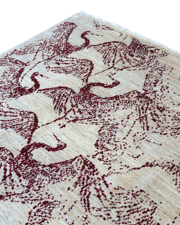 Tappeto Moderno persiano 293x243 cm con fondo beige e motivi astratti marrone scuro, tramato ed annodato a mano, artigianato persiano.