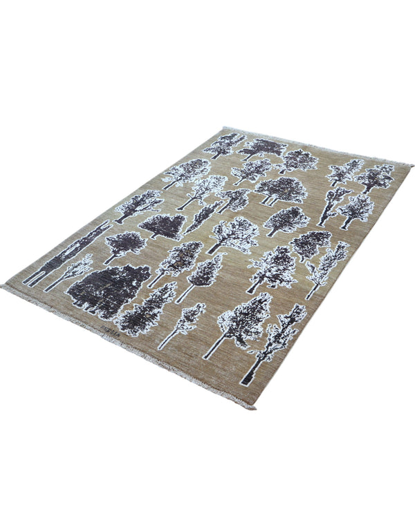 Tappeto Moderno 177x122 cm con fondo beige e motivi ad albero in nero e grigio, tramato ed annodato a mano, provenienza Afghanistan.