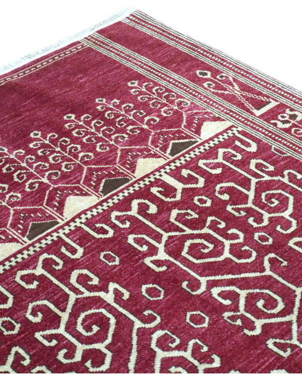 Tappeto Moderno persiano 271x183 cm con fondo bordeaux e motivi geometrici beige, tramato ed annodato a mano.