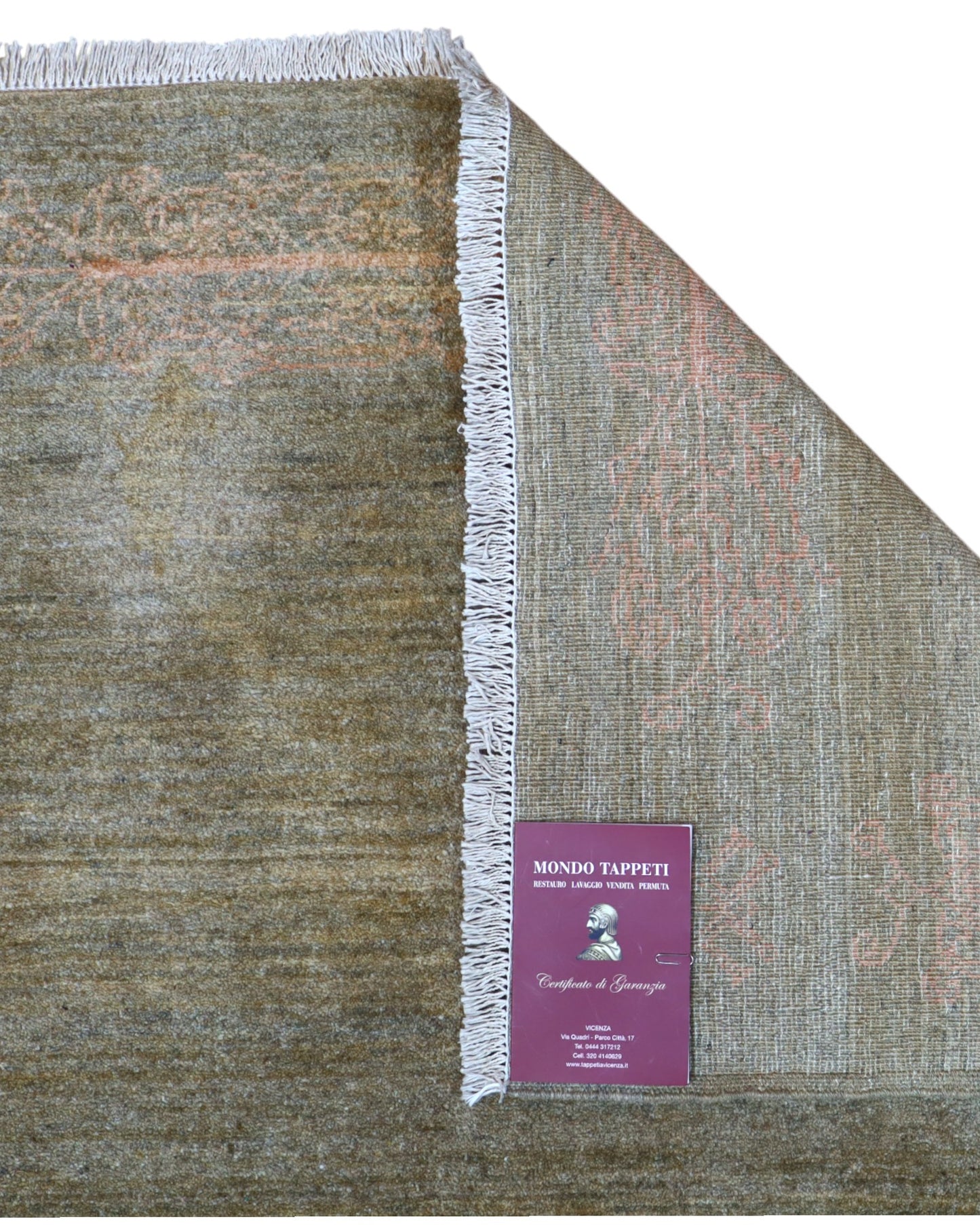 Tappeto Moderno 163x127 cm, lana annodata a mano, fondo grigio-marrone con decorazioni tono su tono aranciate.