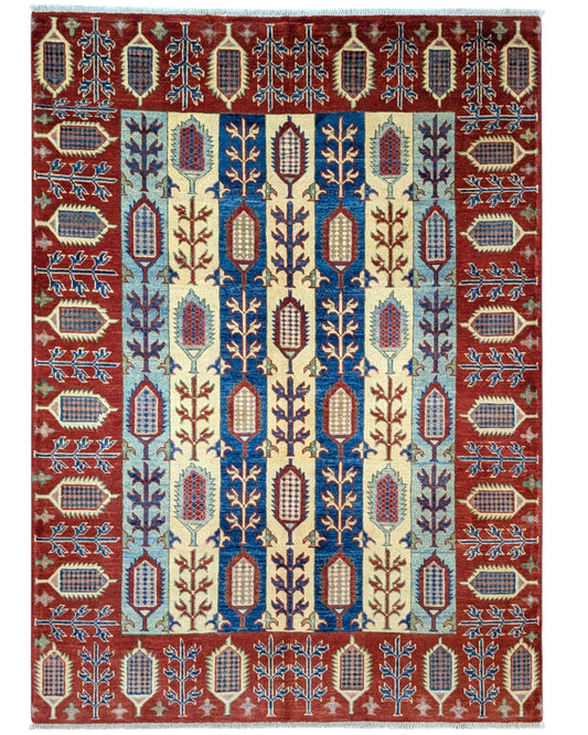 Tappeto Kazak afgano, campo beige con alberi stilizzati e cornice rossa, annodato a mano, 214x156 cm.