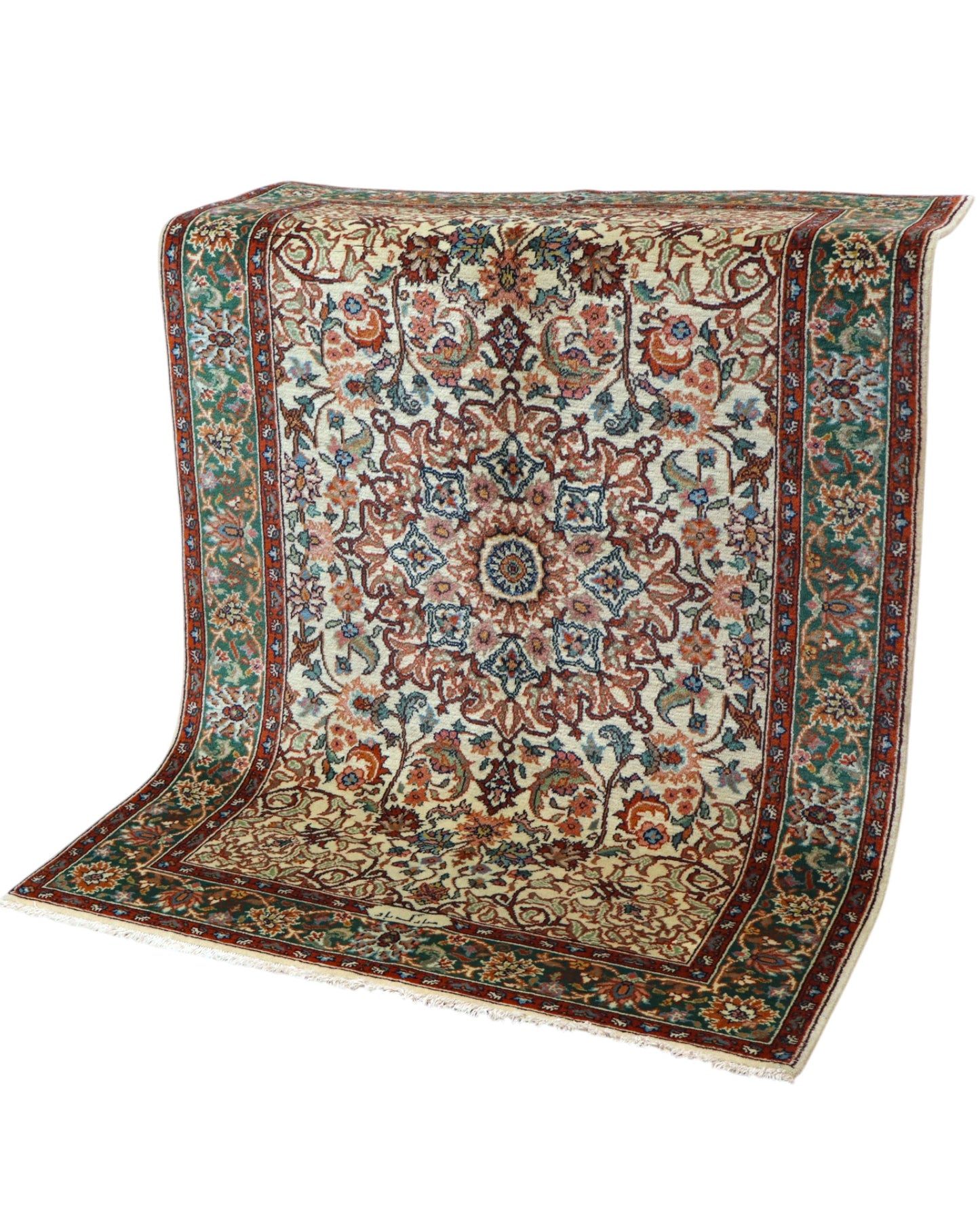 Tappeto Transilvania 180x130 cm annodato a mano, rettangolare, in lana e cotone, fondo avorio con medaglione centrale marrone e motivi floreali in verde, azzurro e rosso.