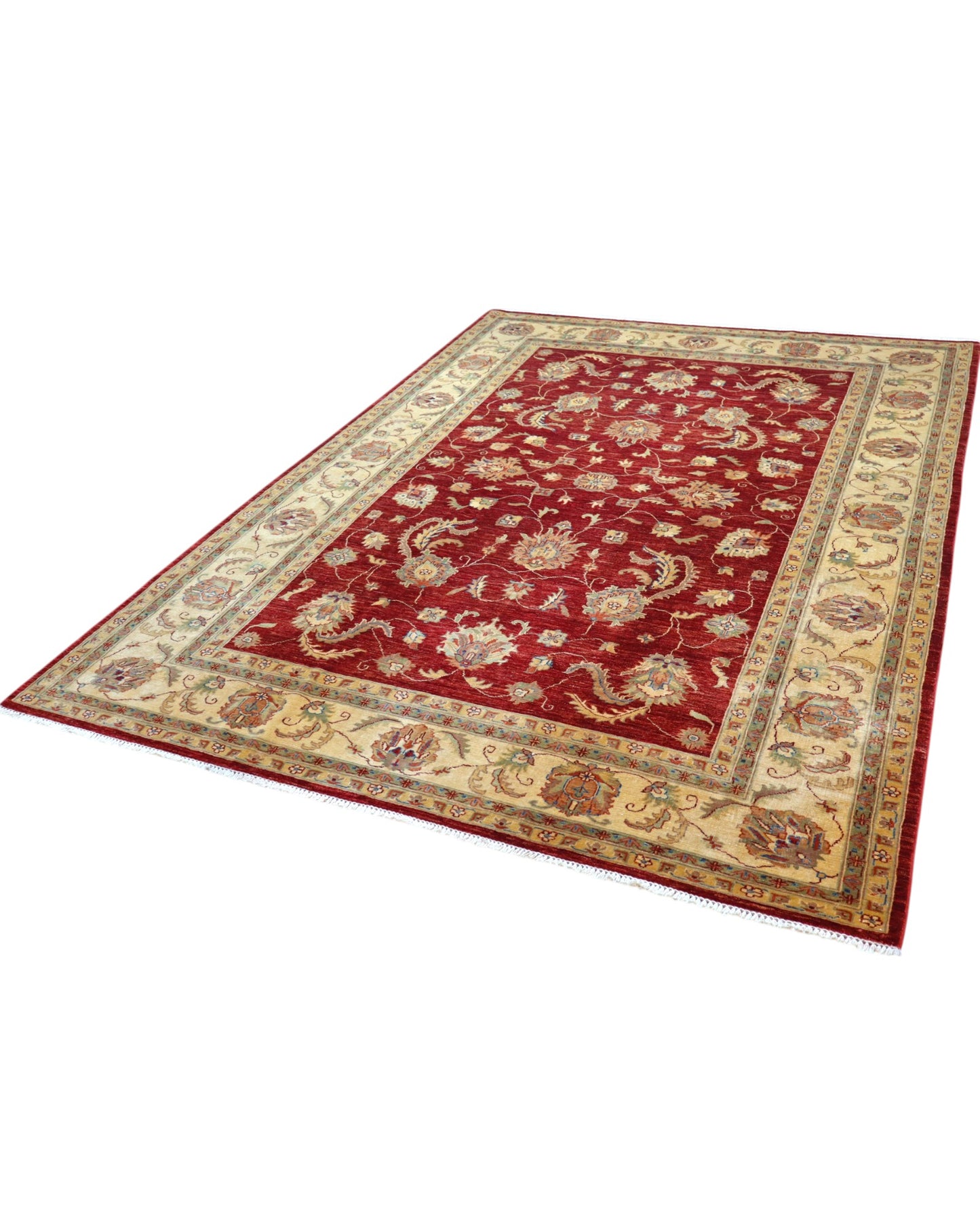 Tappeto Ziegler 307x215 cm con fondo bordeaux, motivi floreali avorio e dettagli verdi, tramato ed annodato a mano, provenienza Afghanistan.