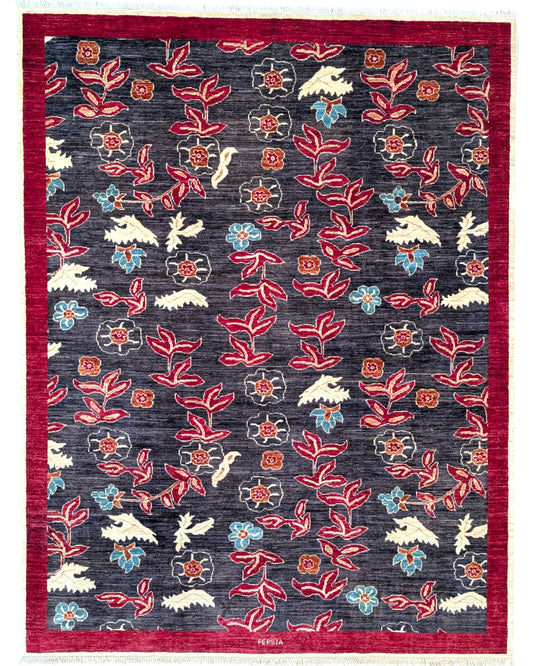 Tappeto moderno 233x180 cm Persia con fondo antracite, bordura rossa e motivi floreali stilizzati in rosso, avorio e azzurro, lana annodata a mano.