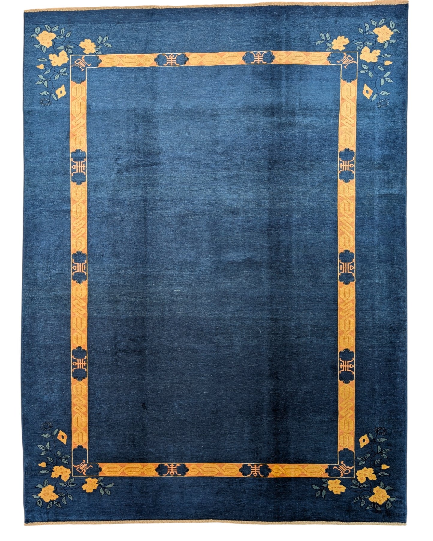 Tappeto moderno 284x213 cm Persia con fondo blu e cornice gialla decorata da fiori stilizzati, annodato a mano in lana naturale.