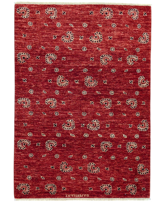 Tappeto moderno “Eco di Fiori” 158x112 cm di Dario, annodato a mano, motivo floreale stilizzato in beige su fondo rosso mattone, lana e cotone, pezzo unico certificato.