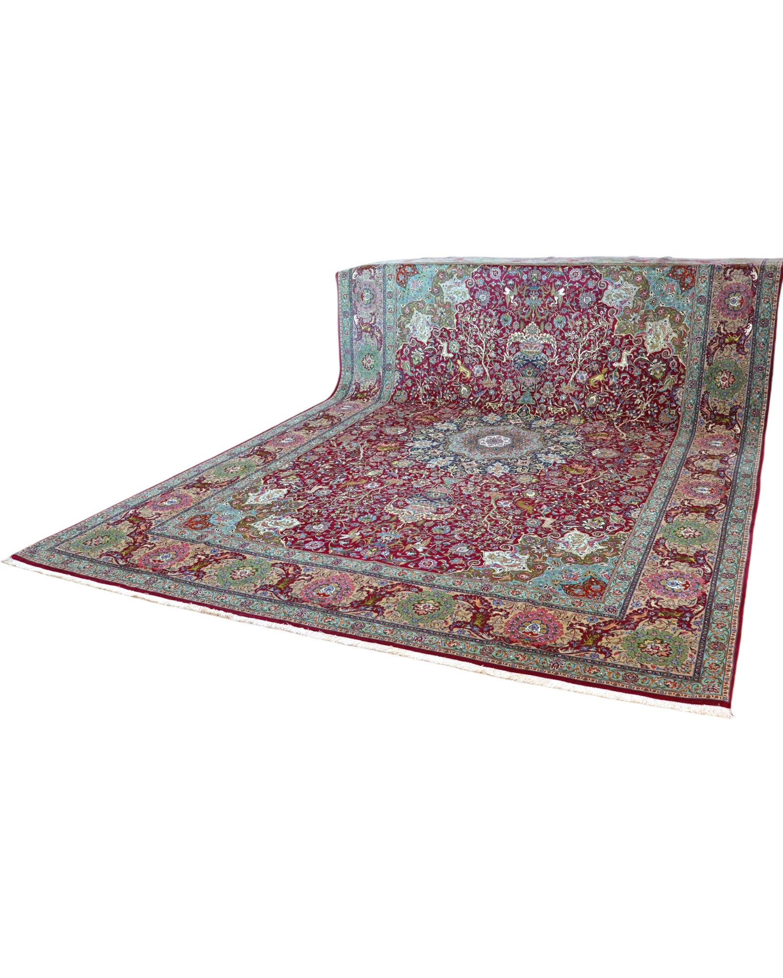 Tappeto persiano Tabriz 60Rag 424x294 cm, fondo rosso e blu con ampio medaglione e cornice verde, annodato a mano in seta e lana vegetale.