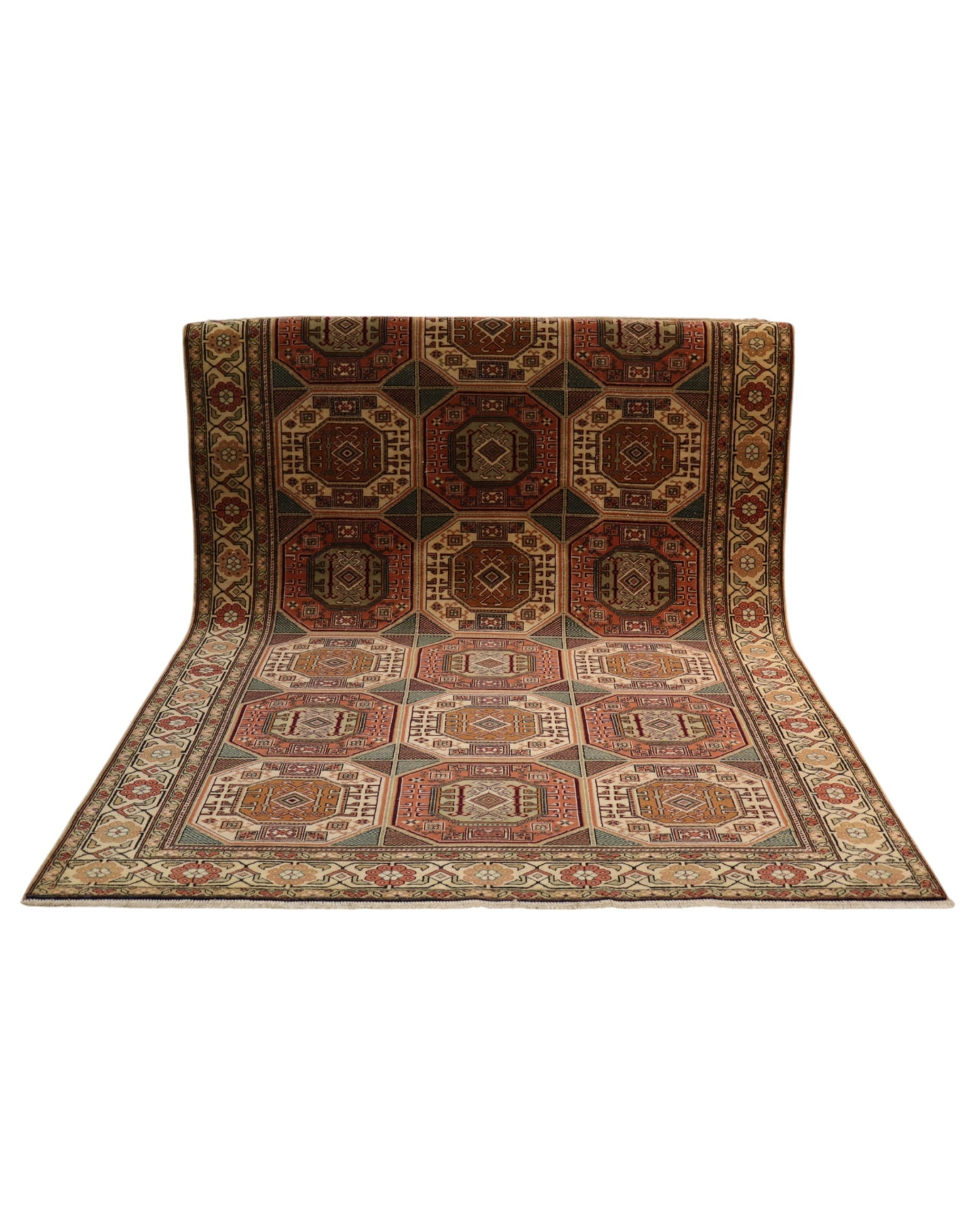 Tappeto turco geometrico 295x292 cm annodato a mano, motivo a ottagoni e rombi, colori rosso mattone, beige e verde, con bordura decorata e certificato di garanzia.