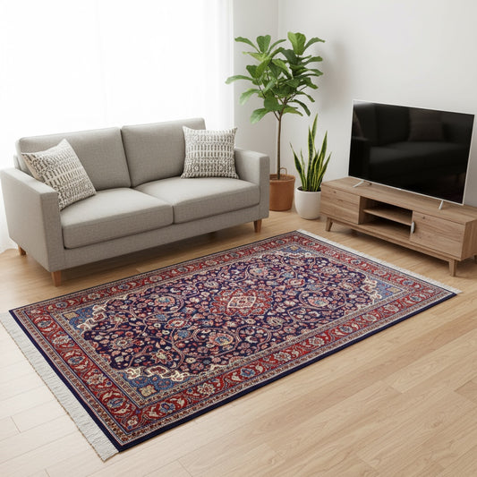 Tappeto Saruk, annodato a mano, 210 x 135 cm, fondo blu con disegno decorativo.