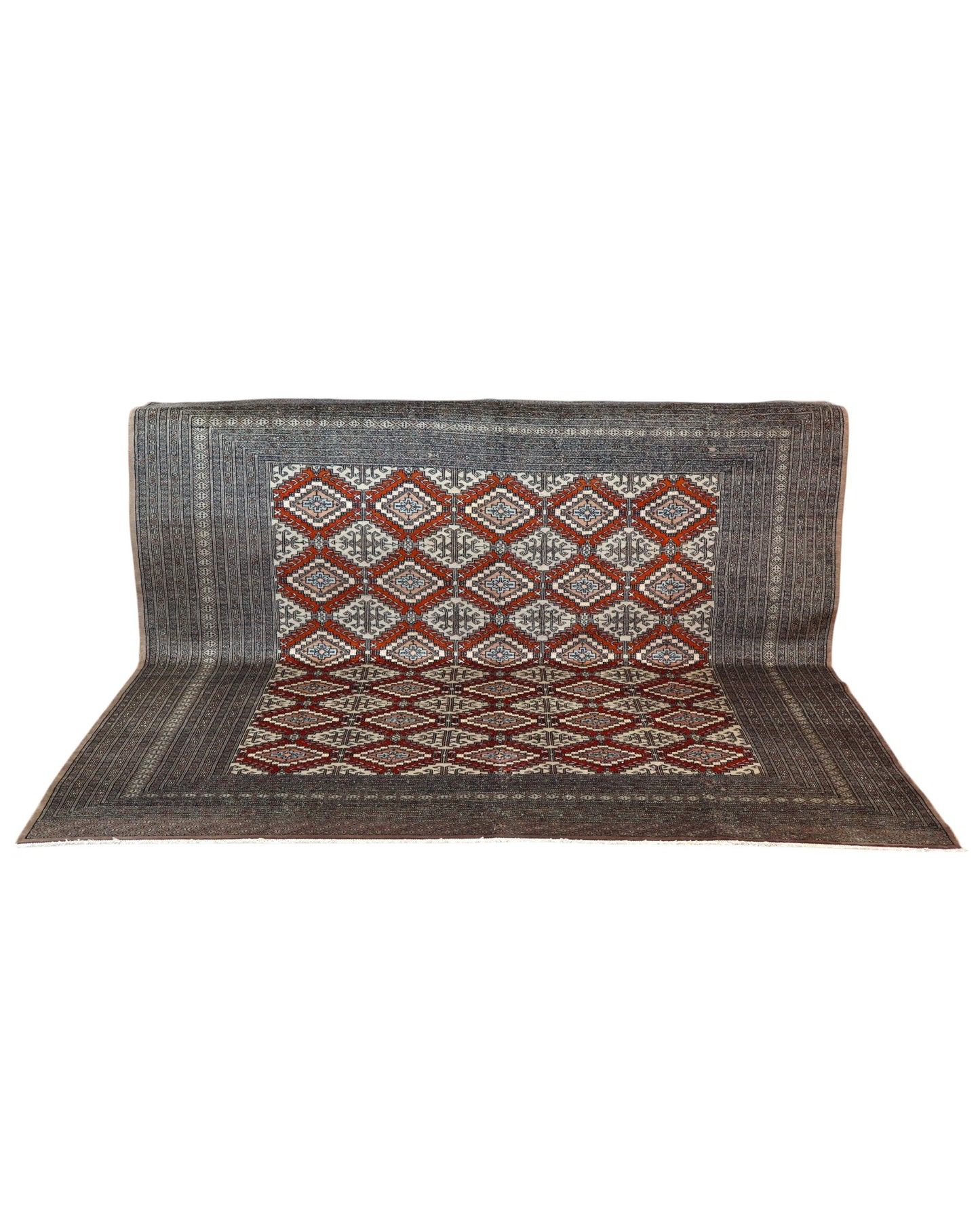 Tappeto Bukhara 230x249 cm, annodato a mano, con motivo geometrico a diamante su fondo scuro. Realizzato con lana pregiata e cotone resistente, certificato di autenticità incluso.