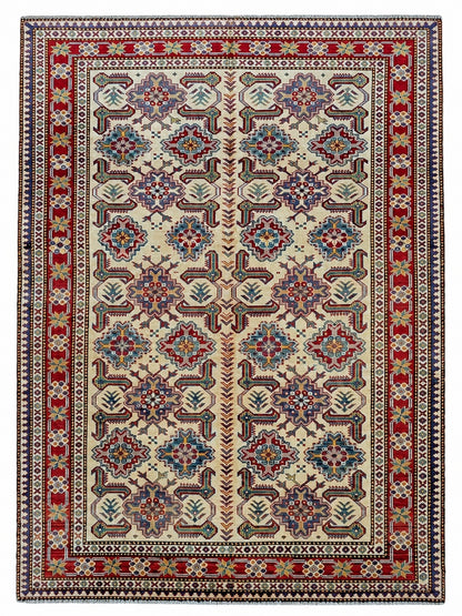 Tappeto Shirvan 165x122 cm con motivi geometrici e floreali in rosso, blu, verde e crema su fondo beige.