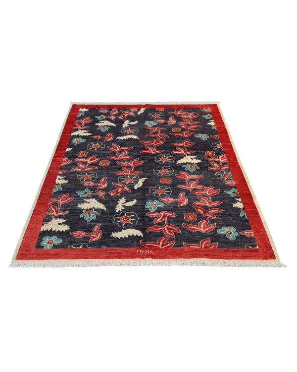 Tappeto moderno Persia 196x147 cm, fondo blu con fiori rossi e azzurri, bordo rosso, annodato a mano.