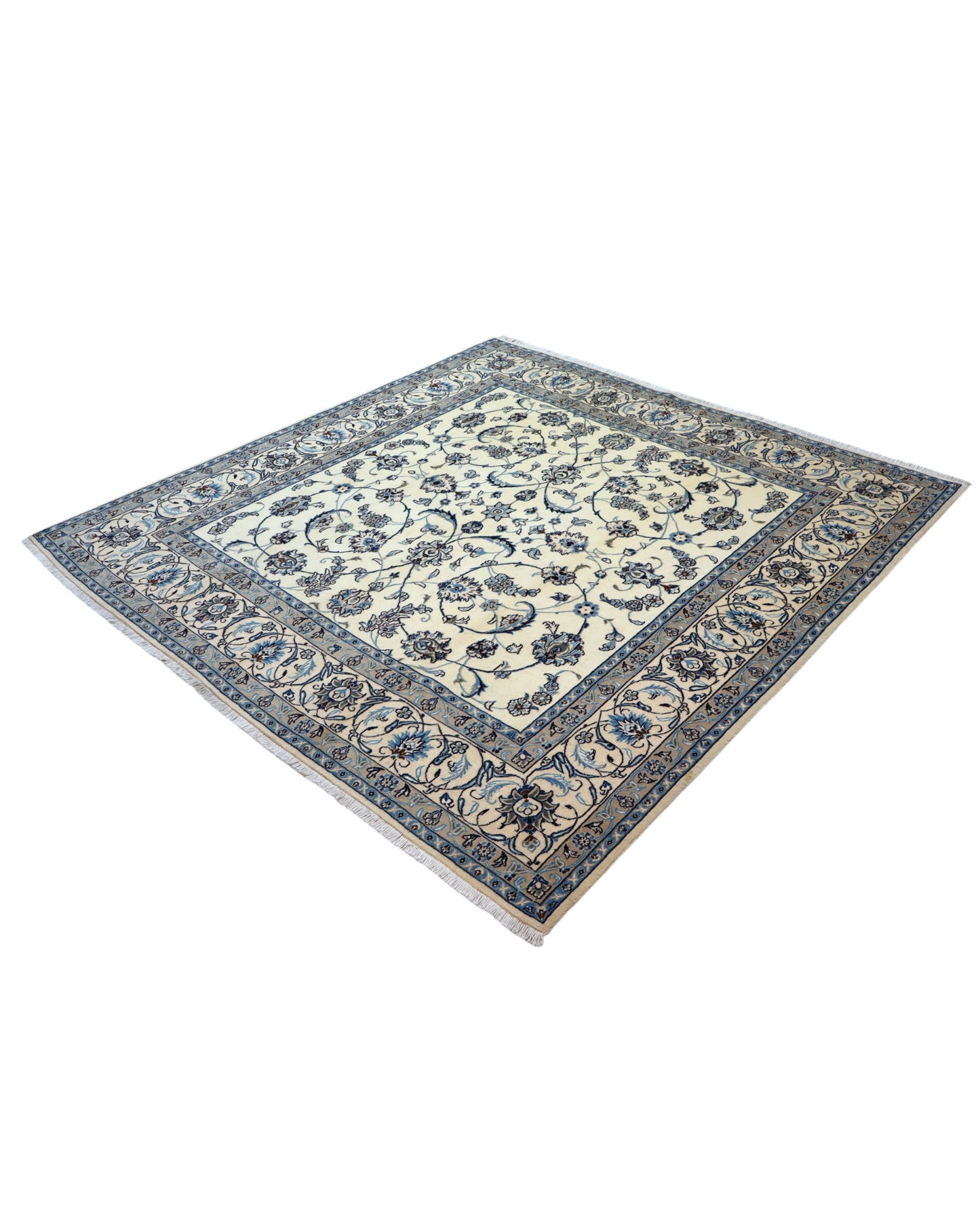 Nain rug 207x200cm