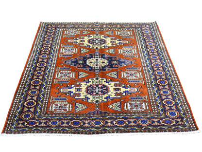 Tappeto Ardabil persiano annodato a mano 183x138 cm in pura lana con colori vegetali, motivo geometrico centrale, rosso mattone beige e blu, autentico tappeto orientale con certificato.