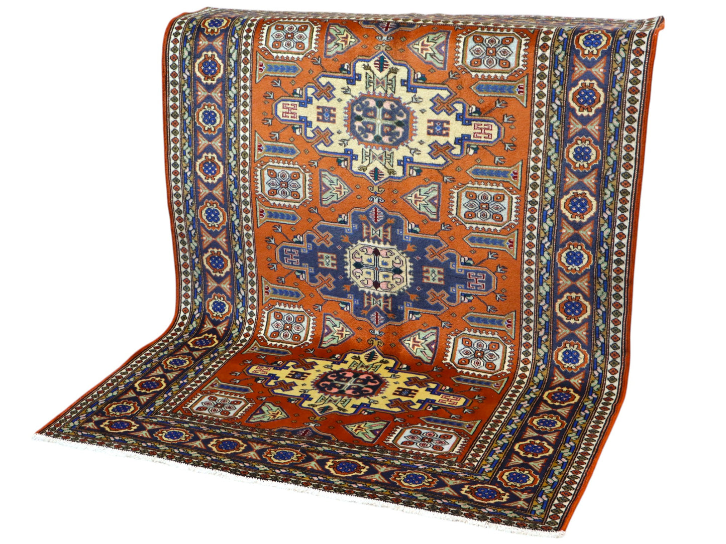 Tappeto Ardabil persiano annodato a mano 183x138 cm in pura lana con colori vegetali, motivo geometrico centrale, rosso mattone beige e blu, autentico tappeto orientale con certificato.