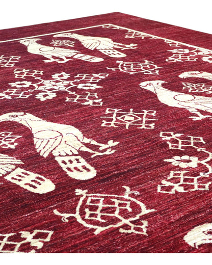 Tappeto moderno 340x250 cm rosso bordeaux per ambiente elegante e ricercato.