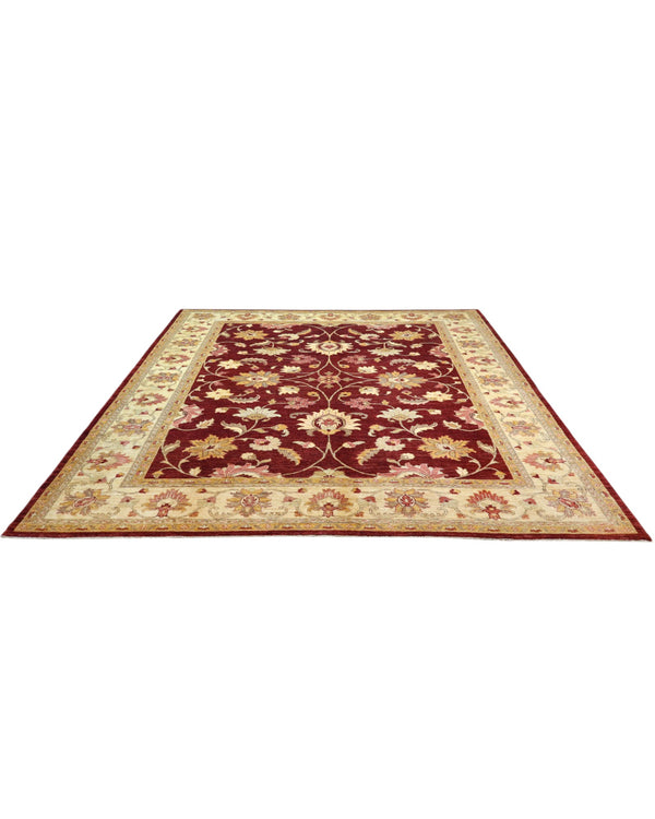 Tappeto Farahan Ziegler 346x272 cm con motivo floreale rosso, beige e oro, annodato a mano con lana pregiata e ordito in cotone robusto.