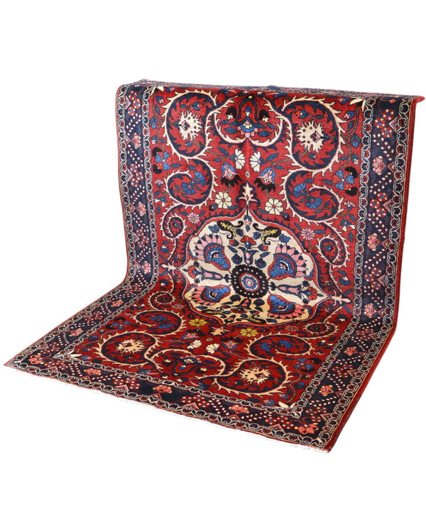 Bakhtiyari rug 204x136cm