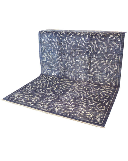 Modern rug 235x172cm