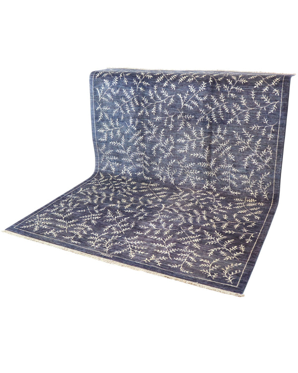 Modern rug 235x172cm