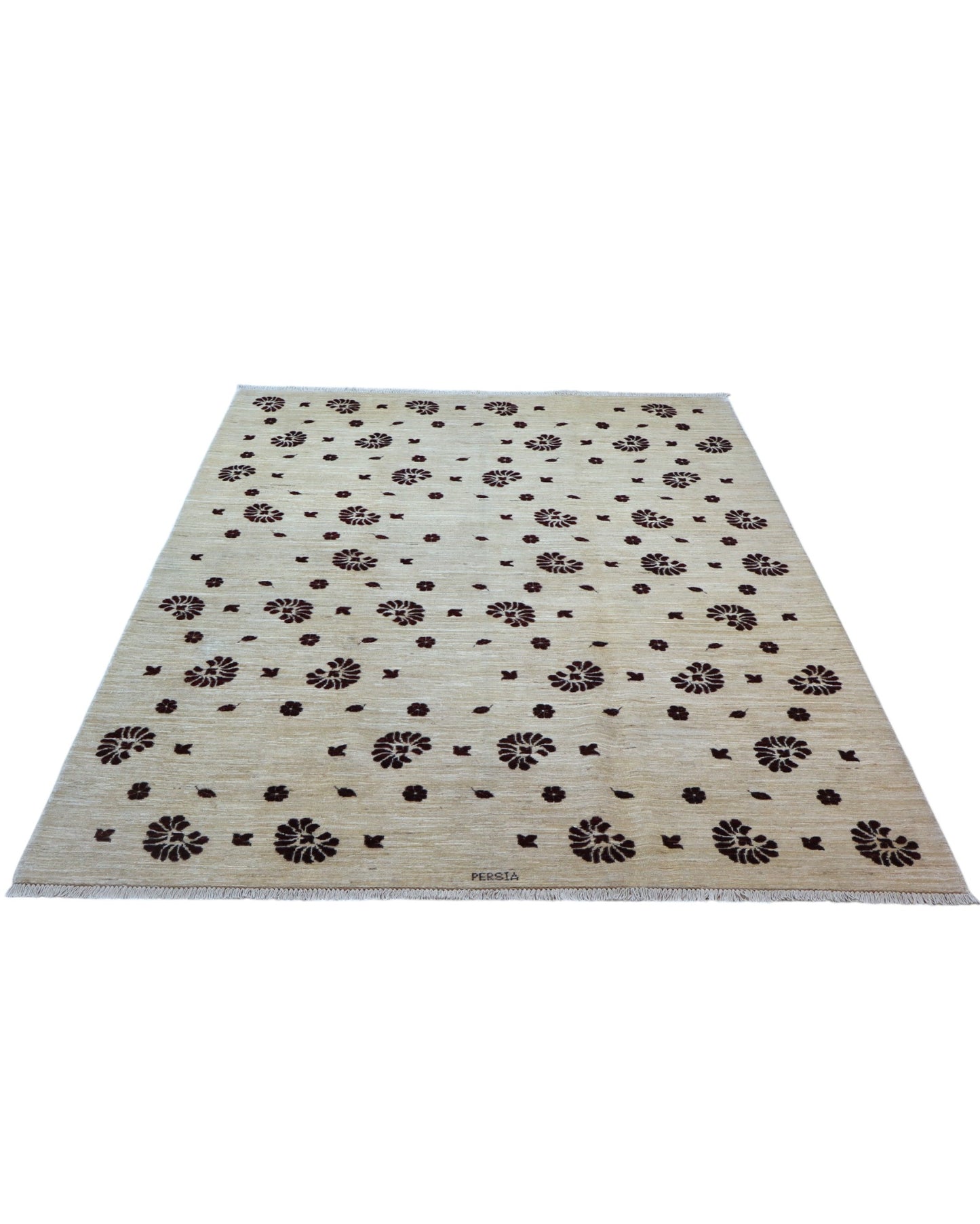 Tappeto moderno 228x178 cm con fondo beige e motivi floreali marrone scuro, annodato a mano in lana e cotone, provenienza Persia.