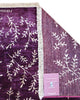 Tappeto moderno 237x177 cm con fondo viola e motivi floreali ramificati in avorio, annodato a mano in lana e cotone, provenienza Persia.