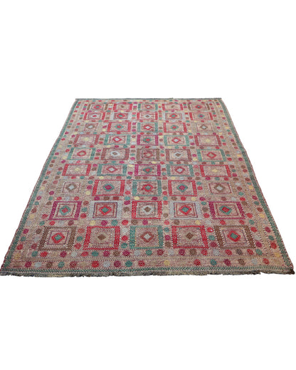 Tappeto kilim armeno 265x175 cm con fondo naturale e motivi geometrici multicolore, annodato a mano in lana e cotone, provenienza Armenia.