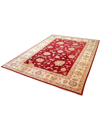 Tappeto Ziegler 302x211 cm con fondo bordeaux, motivi floreali avorio e dettagli oro, tramato ed annodato a mano, provenienza Afghanistan.