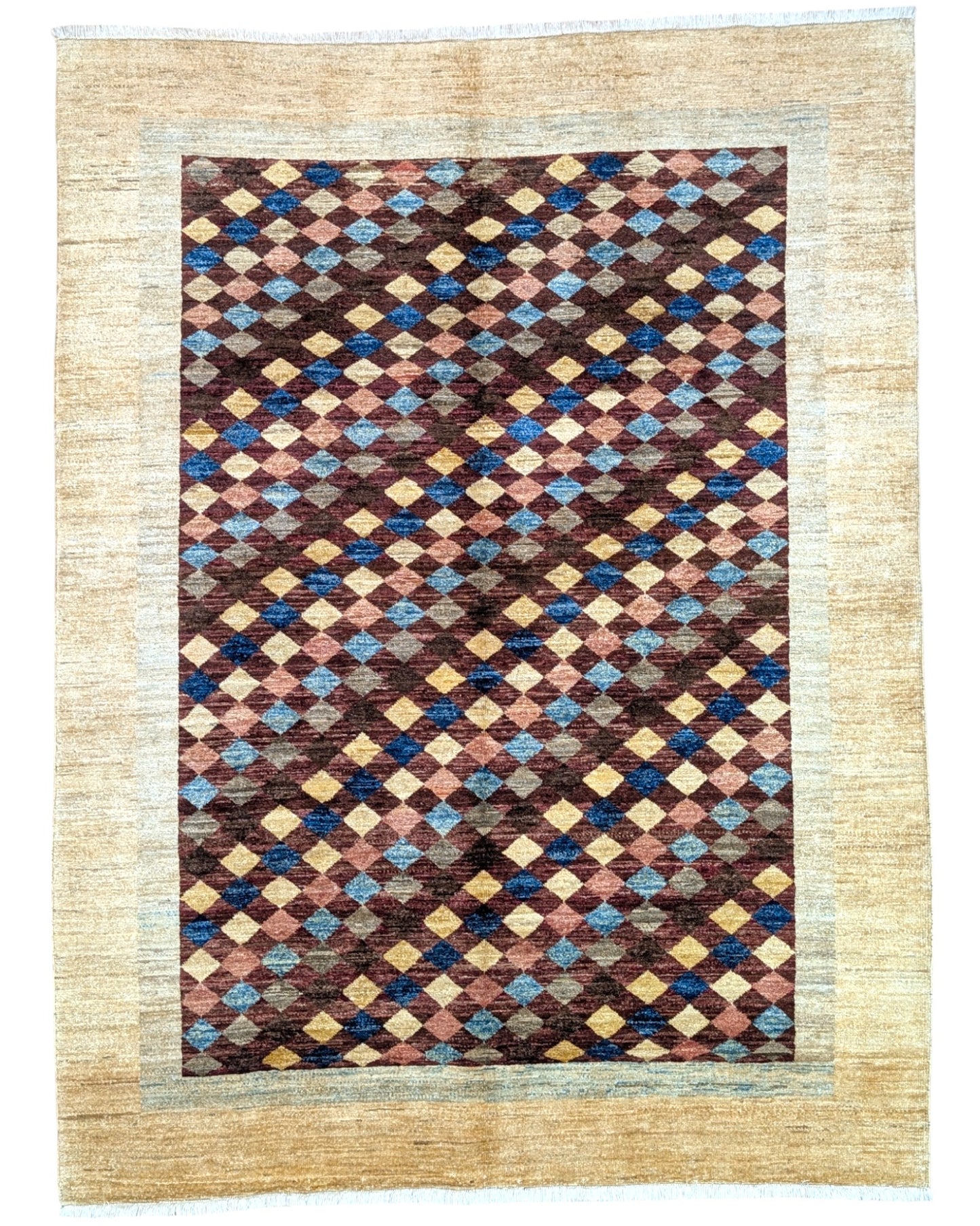 Tappeto moderno Gabbhe 197x149 cm, mosaico geometrico multicolore con rombi, cornice beige, artigianato persiano, certificato di autenticità incluso.