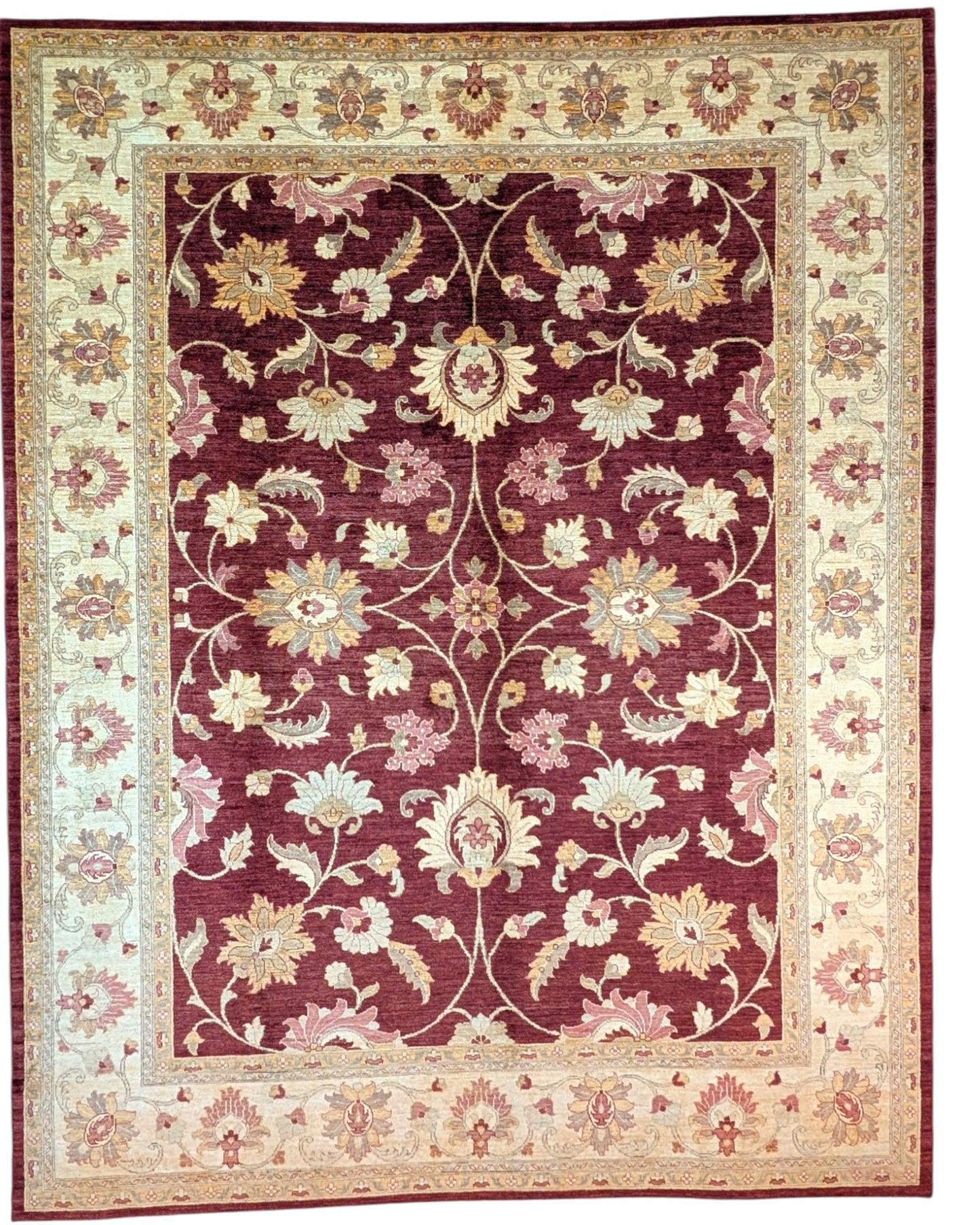 Tappeto Farahan Ziegler 346x272 cm con motivo floreale rosso, beige e oro, annodato a mano con lana pregiata e ordito in cotone robusto.