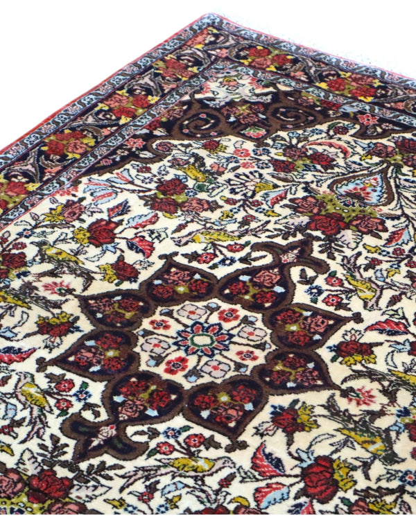 tappeto bijar persiano 160x115 cm fatto a mano fondo avorio con motivi floreali