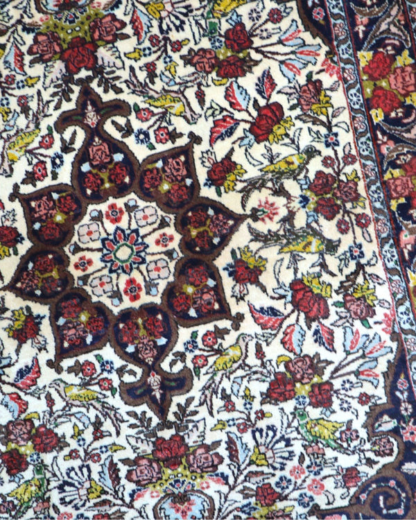tappeto bijar persiano 160x115 cm fatto a mano fondo avorio con motivi floreali
